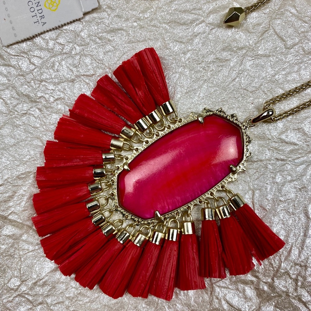 Kendra Scott Betsy Tassel Necklace Red & Gold NEW - Picture 3 of 8